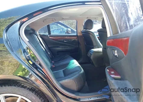 2012 Lexus Ls 460 z USA, uszkodzony, nr VIN JTHCL5EF6C5013873